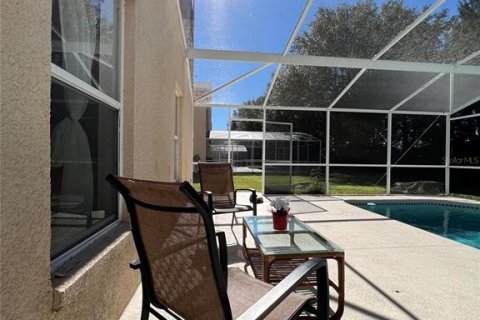 House in Davenport, Florida 5 bedrooms, 220.74 sq.m. № 1542163 - photo 2