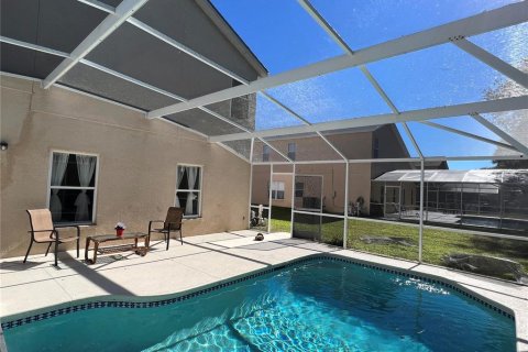 House in Davenport, Florida 5 bedrooms, 220.74 sq.m. № 1542163 - photo 28