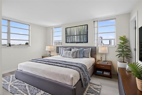 Copropriété à louer à Hollywood, Floride: 2 chambres, 86.77 m2 № 2002288 - photo 20