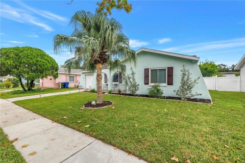 Villa ou maison à vendre à Largo, Floride: 3 chambres, 100.33 m2 № 2408877 - photo 4