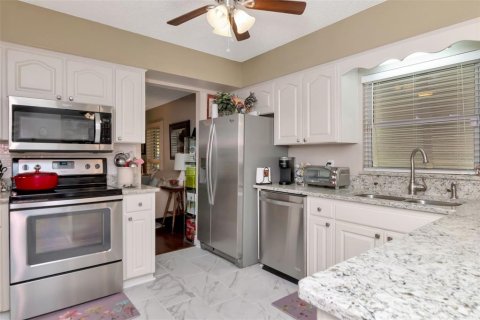 House in Tampa, Florida 3 bedrooms, 135.08 sq.m. № 1723405 - photo 19
