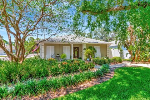 House in Tampa, Florida 3 bedrooms, 135.08 sq.m. № 1723405 - photo 17
