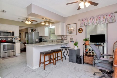 House in Tampa, Florida 3 bedrooms, 135.08 sq.m. № 1723405 - photo 6
