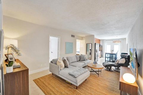 Condo in Fort Lauderdale, Florida, 2 bedrooms  № 2088009 - photo 5