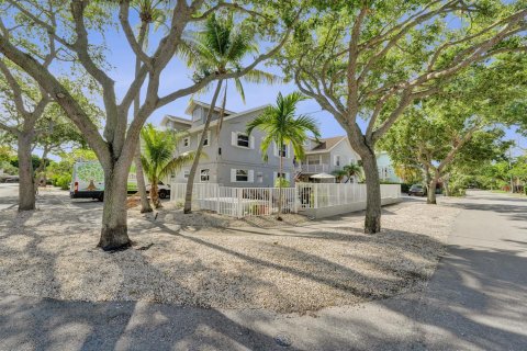 Condo in Fort Lauderdale, Florida, 2 bedrooms  № 2088009 - photo 30
