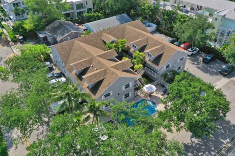 Condo in Fort Lauderdale, Florida, 2 bedrooms  № 2088009