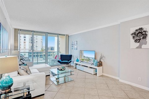 Copropriété à louer à Hollywood, Floride: 1 chambre, 69.21 m2 № 2036225 - photo 5