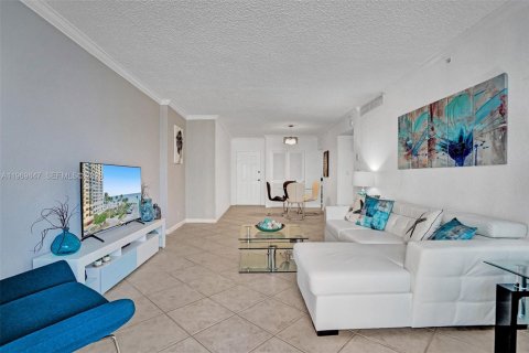 Copropriété à louer à Hollywood, Floride: 1 chambre, 69.21 m2 № 2036225 - photo 4