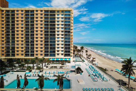 Copropriété à louer à Hollywood, Floride: 1 chambre, 69.21 m2 № 2036225 - photo 22