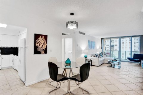 Copropriété à louer à Hollywood, Floride: 1 chambre, 69.21 m2 № 2036225 - photo 15