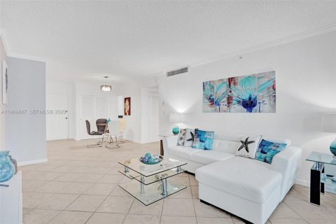 Copropriété à louer à Hollywood, Floride: 1 chambre, 69.21 m2 № 2036225 - photo 7
