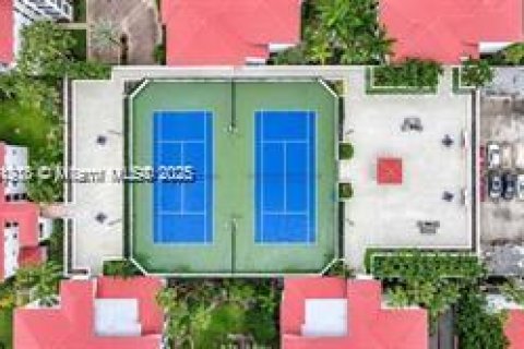 Copropriété à louer à Aventura, Floride: 3 chambres, 122.63 m2 № 1889394 - photo 24