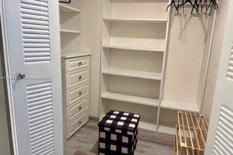 Condominio en alquiler en Aventura, Florida, 1 dormitorio, 98.94 m2 № 2056697 - foto 19