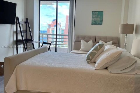 Condominio en alquiler en Aventura, Florida, 1 dormitorio, 98.94 m2 № 2056697 - foto 14