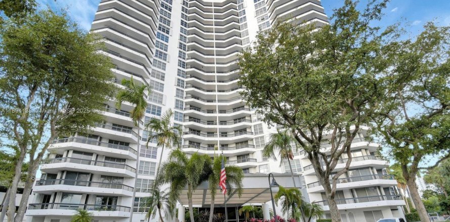Condo à Aventura, Floride, 2 chambres № 1945895