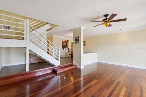 House in Clermont, Florida 3 bedrooms, 149.57 sq.m. № 2237422 - photo 30