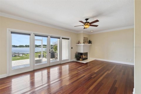 House in Clermont, Florida 3 bedrooms, 149.57 sq.m. № 2237422 - photo 26