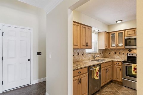 House in Clermont, Florida 3 bedrooms, 149.57 sq.m. № 2237422 - photo 9
