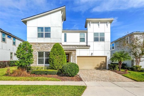 House in Kissimmee, Florida 9 bedrooms, 405.33 sq.m. № 2149287