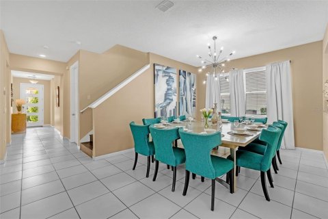 House in Kissimmee, Florida 9 bedrooms, 405.33 sq.m. № 2149287 - photo 7