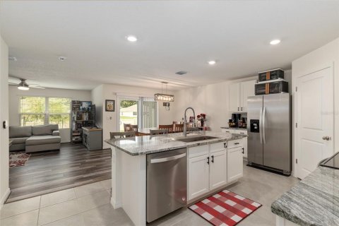 Villa ou maison à vendre à Alachua, Floride: 4 chambres, 164.72 m2 № 2111173 - photo 17