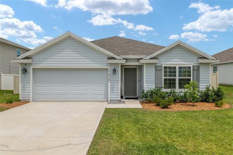 House in Alachua, Florida 4 bedrooms, 164.72 sq.m. № 2111173