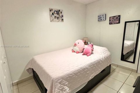 Apartamento en alquiler en Miami, Florida, 2 dormitorios, 65.03 m2 № 2048582 - foto 9