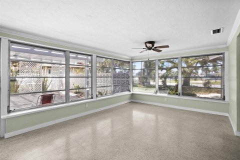 Villa ou maison à louer à Treasure Island, Floride: 3 chambres, 140.38 m2 № 1636586 - photo 17