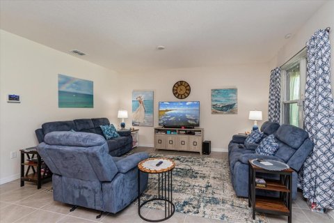 Casa en venta en Okahumpka, Florida, 3 dormitorios, 157 m2 № 2234297 - foto 6