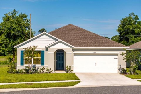 Casa en Okahumpka, Florida 3 dormitorios, 157 m2 № 2234297