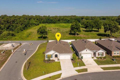 Casa en venta en Okahumpka, Florida, 3 dormitorios, 157 m2 № 2234297 - foto 2