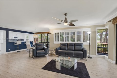 Condo in Palm Beach Gardens, Florida, 2 bedrooms  № 1790700 - photo 8