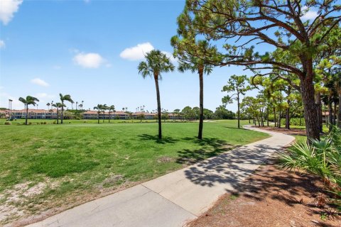 Condo in Palm Beach Gardens, Florida, 2 bedrooms  № 1790700 - photo 22