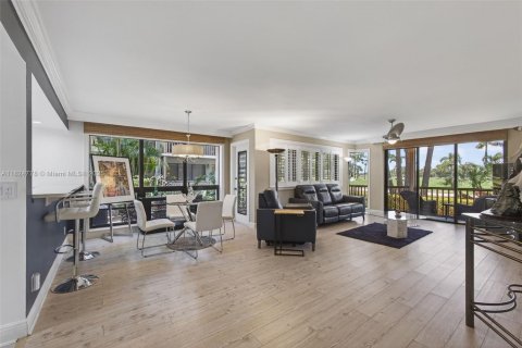 Condo in Palm Beach Gardens, Florida, 2 bedrooms  № 1790700 - photo 15