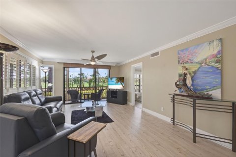 Condo in Palm Beach Gardens, Florida, 2 bedrooms  № 1790700 - photo 16