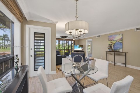 Condo in Palm Beach Gardens, Florida, 2 bedrooms  № 1790700 - photo 14