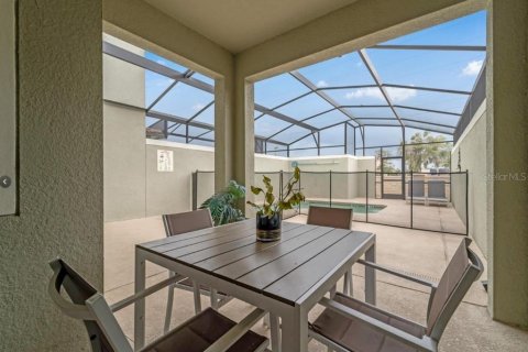 Touwnhouse à vendre à Kissimmee, Floride: 4 chambres, 177.81 m2 № 2299149 - photo 20