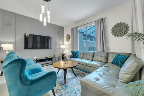 Touwnhouse à vendre à Kissimmee, Floride: 4 chambres, 177.81 m2 № 2299149 - photo 8