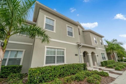 Touwnhouse à vendre à Kissimmee, Floride: 4 chambres, 177.81 m2 № 2299149 - photo 9