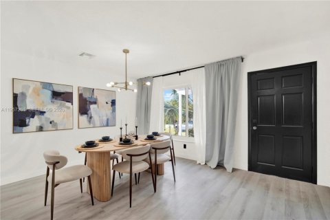 Casa en alquiler en Oakland Park, Florida, 3 dormitorios, 152.92 m2 № 2011249 - foto 4