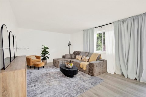 Casa en alquiler en Oakland Park, Florida, 3 dormitorios, 152.92 m2 № 2011249 - foto 29