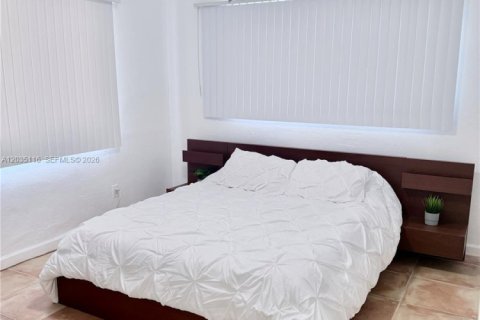 Casa en venta en Pompano Beach, Florida, 2 dormitorios, 105.72 m2 № 2087227 - foto 23