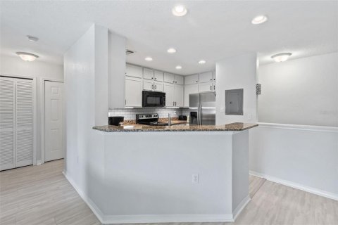 Condo in Bunnell, Florida, 2 bedrooms  № 1824187 - photo 8