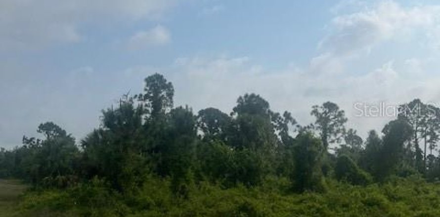 Terreno en North Port, Florida № 1732484