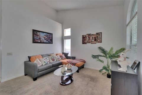 Casa en venta en Valrico, Florida, 6 dormitorios, 253.81 m2 № 1639859 - foto 9