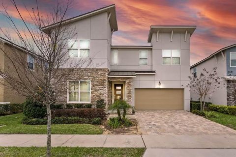 House in SOLARA RESORT in Kissimmee, Florida 9 bedrooms, 405.33 sq.m. № 1909187 - photo 2