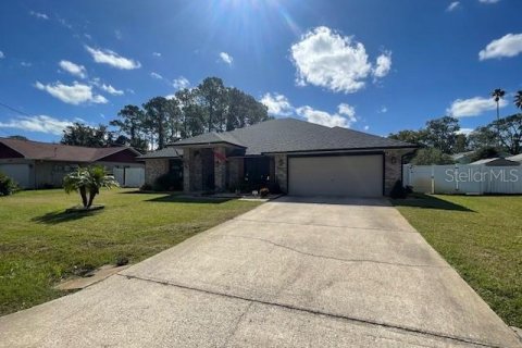 Villa ou maison à vendre à Palm Coast, Floride: 4 chambres, 222.5 m2 № 1856028 - photo 1