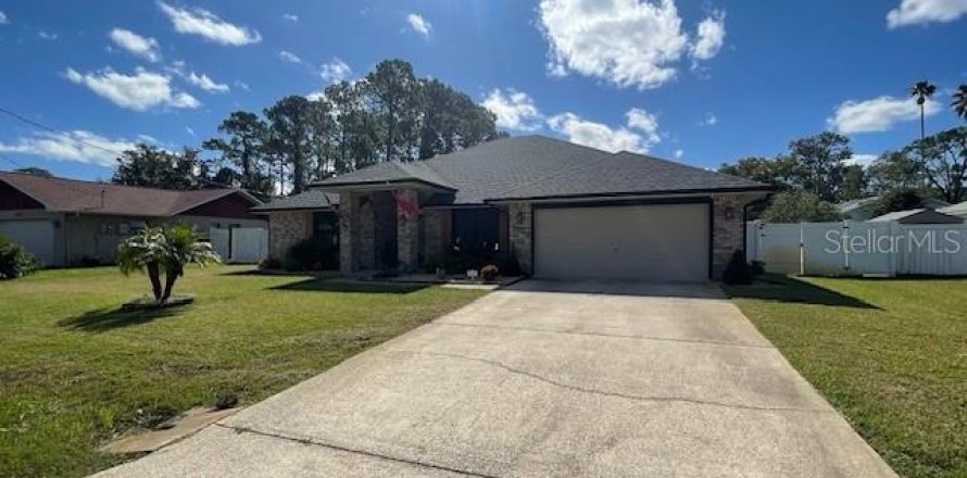 Villa ou maison à Palm Coast, Floride 4 chambres, 222.5 m2 № 1856028