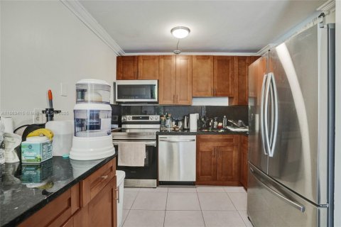 Copropriété à vendre à North Bay Village, Floride: 2 chambres, 83.61 m2 № 1978374 - photo 7