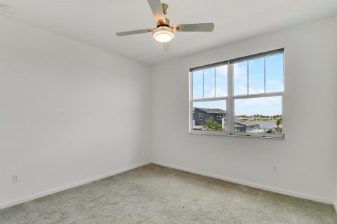 Villa ou maison à vendre à Port St. Lucie, Floride: 3 chambres, 211.35 m2 № 2245180 - photo 29